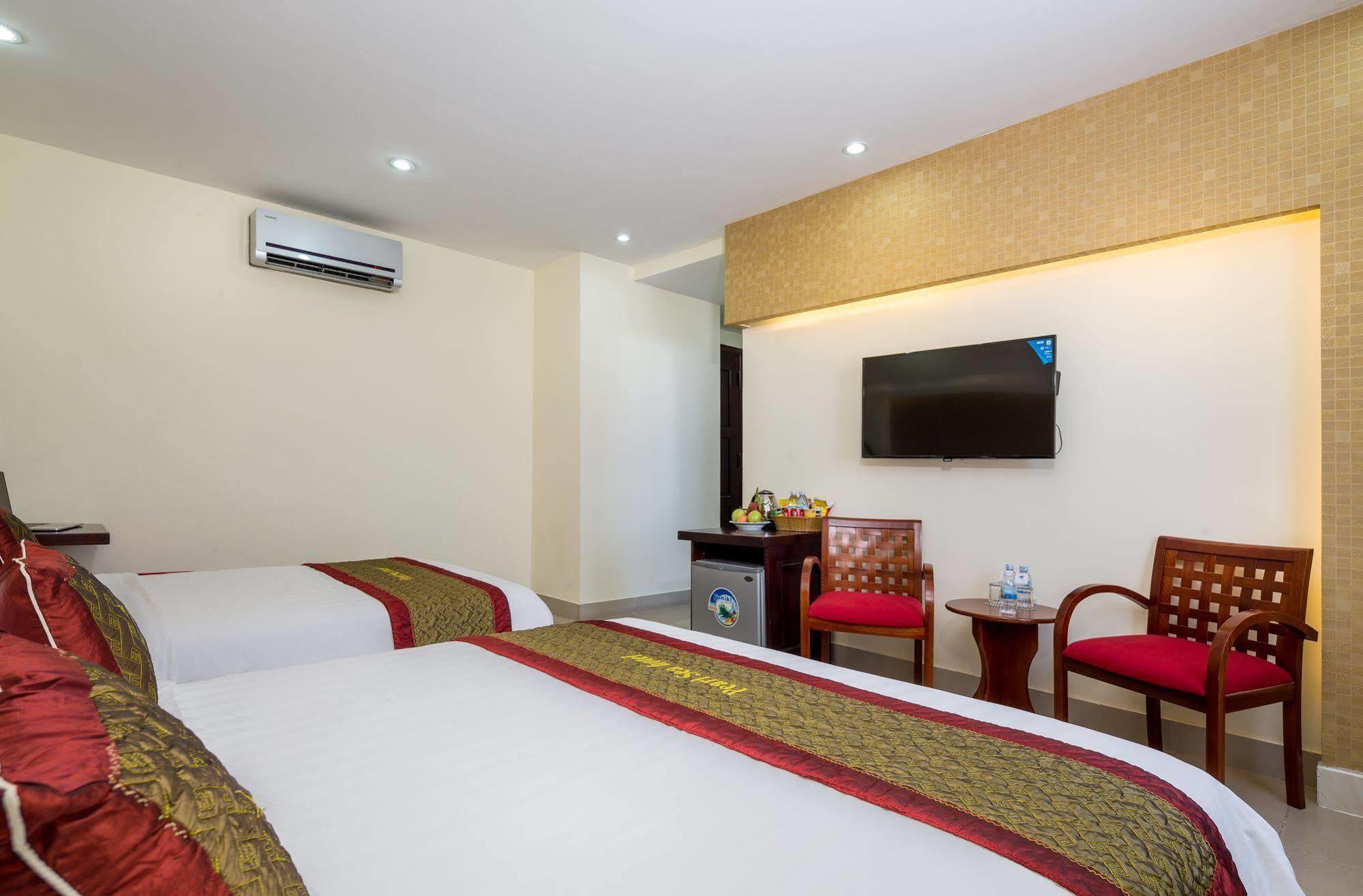 Pearl Sea Hotel Da Nang Exterior photo